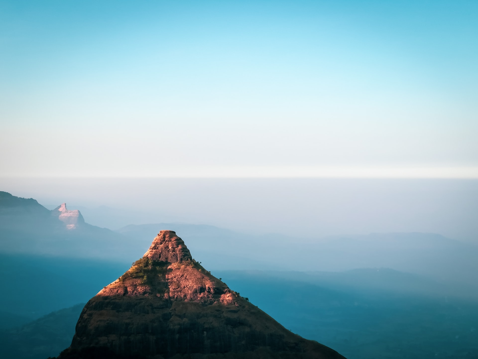 shamoil–tvIsHPQH_0-unsplash